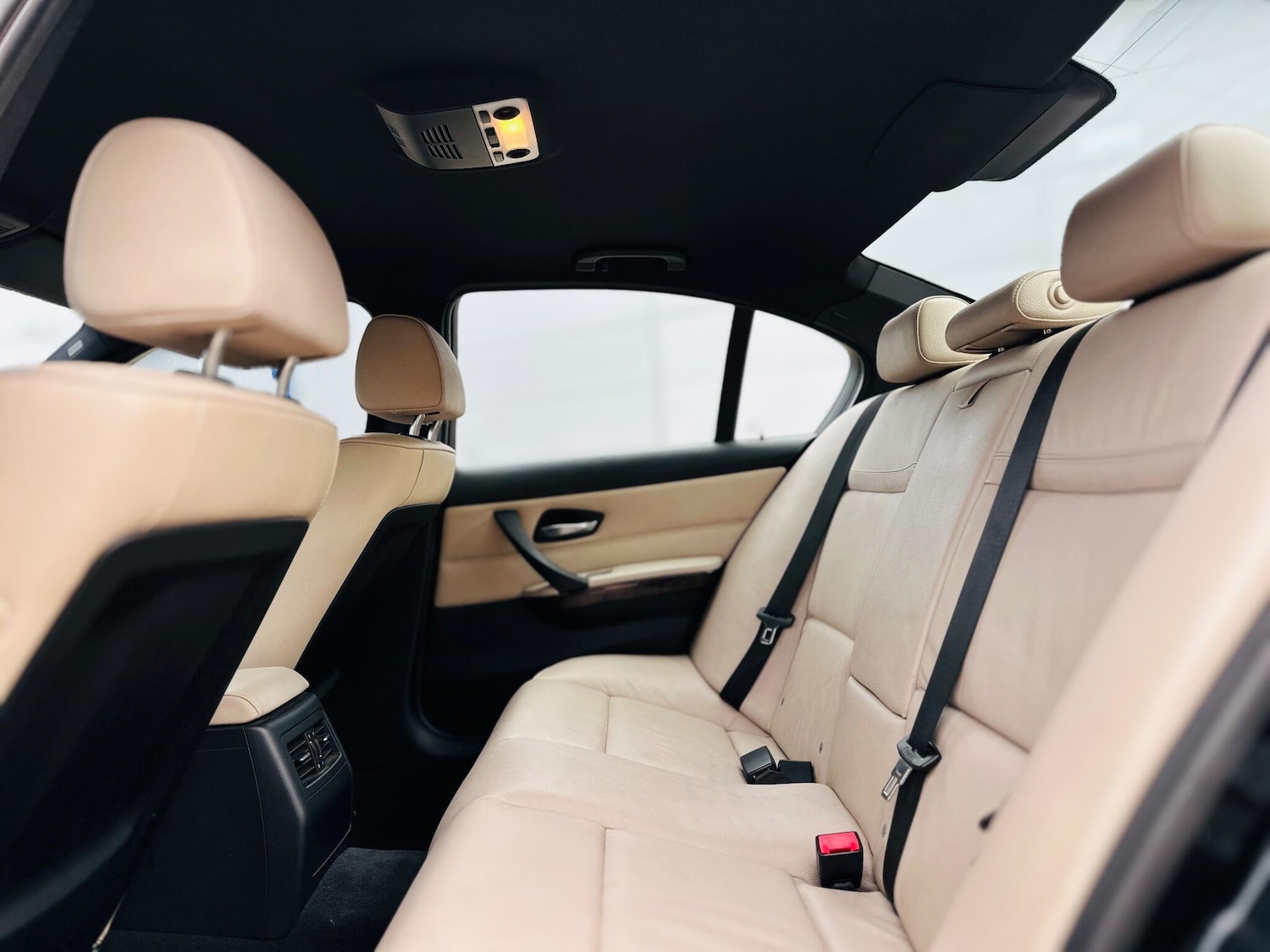 Used BMW 3 Series 2010 for sale - 76423508: Photo 56