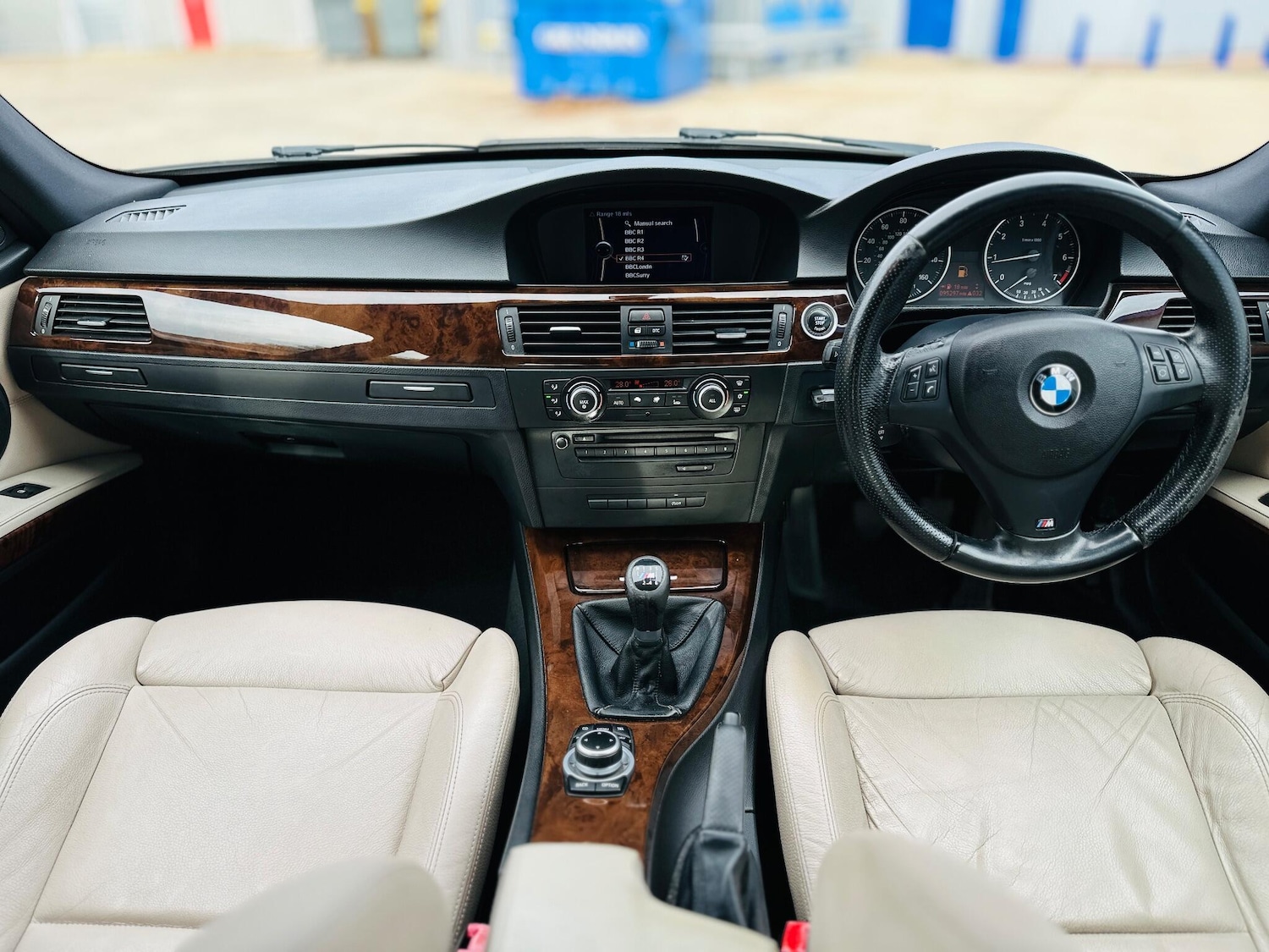 Used BMW 3 Series 2010 for sale - 76423508: Photo 59
