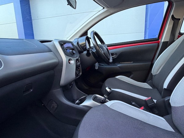 Used Toyota AYGO 2017 for sale - 76013240: Photo 14