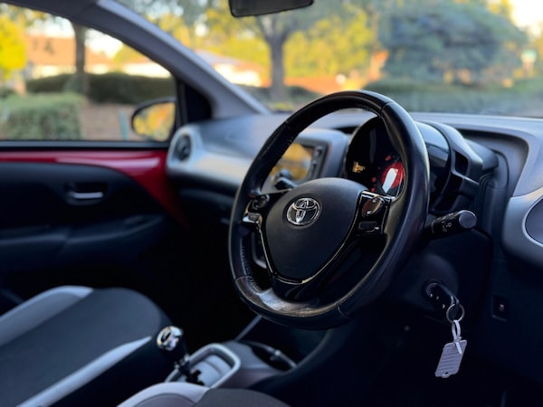 Used Toyota AYGO 2017 for sale - 76013240: Photo 15