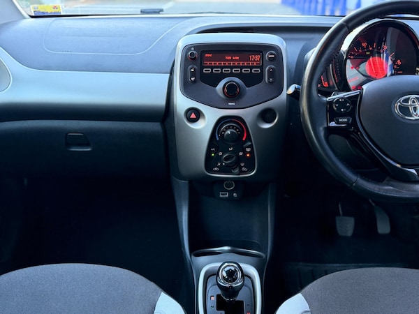 Used Toyota AYGO 2017 for sale - 76013240: Photo 16