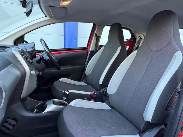 Used Toyota AYGO 2017 for sale - 76013240: Photo 23