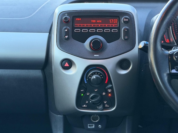 Used Toyota AYGO 2017 for sale - 76013240: Photo 30
