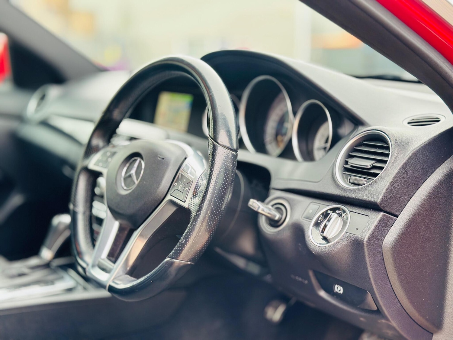 Used Mercedes-Benz C Class 2012 for sale - 77799207: Photo 33