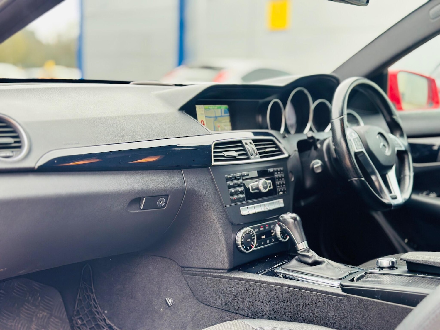 Used Mercedes-Benz C Class 2012 for sale - 77799207: Photo 35