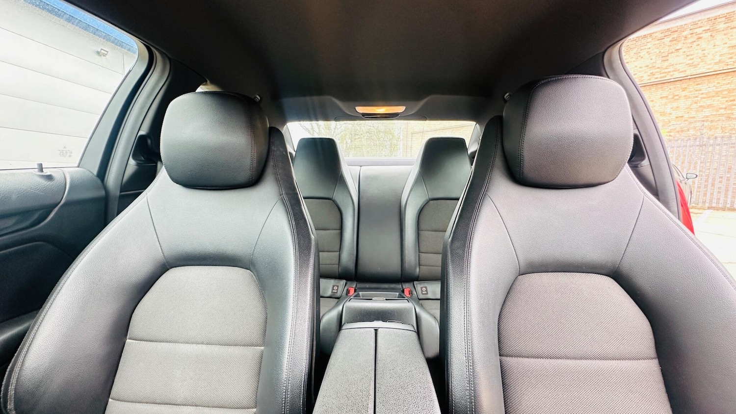 Used Mercedes-Benz C Class 2012 for sale - 77799207: Photo 38