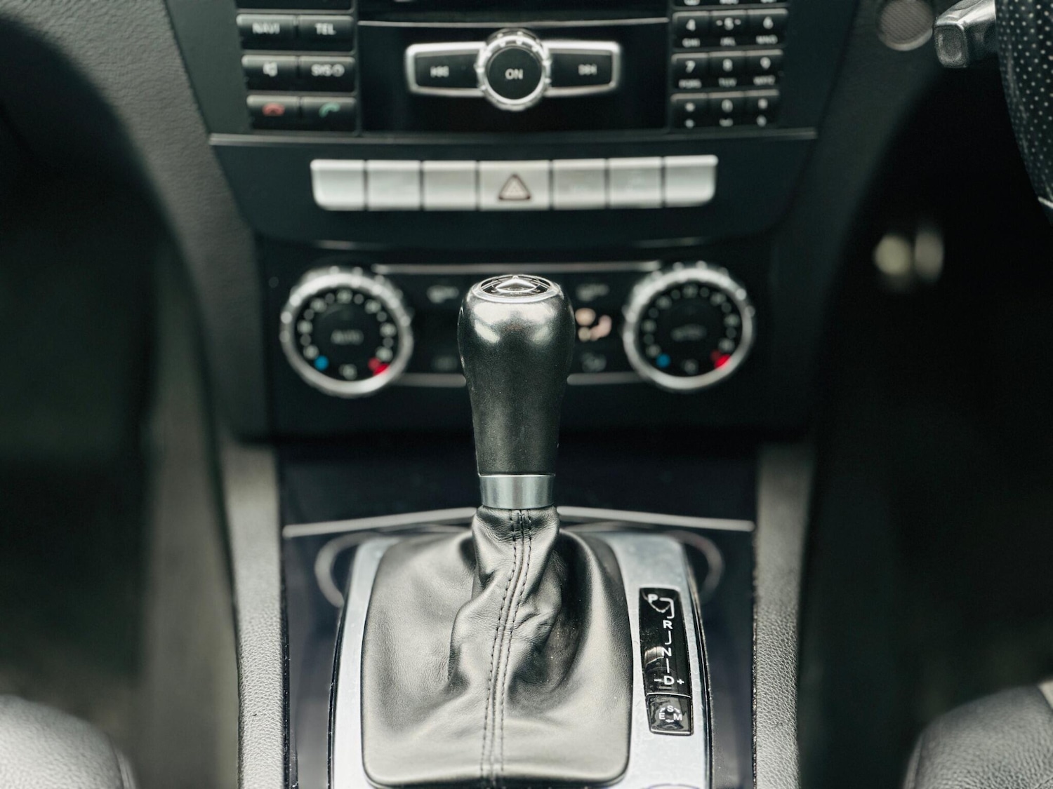 Used Mercedes-Benz C Class 2012 for sale - 77799207: Photo 48