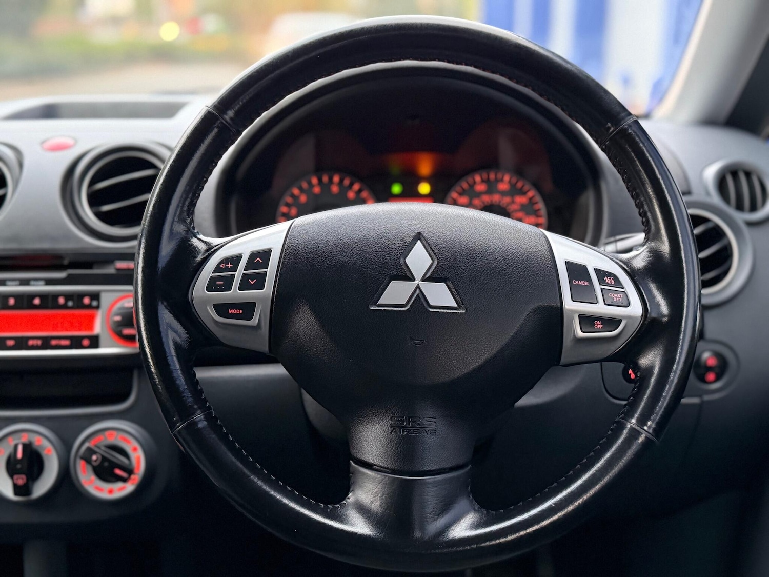 Used Mitsubishi Colt 2011 for sale - 76152493: Photo 14
