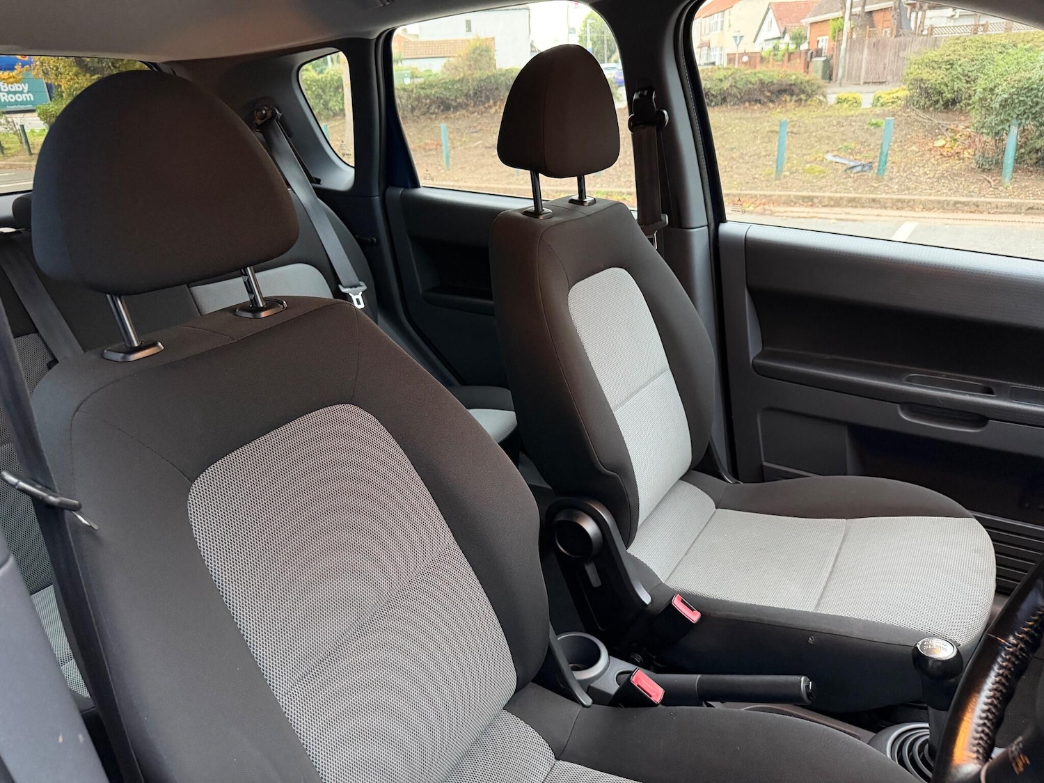 Used Mitsubishi Colt 2011 for sale - 76152493: Photo 22