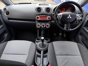 Used Mitsubishi Colt 2011 for sale - 76152493: Photo