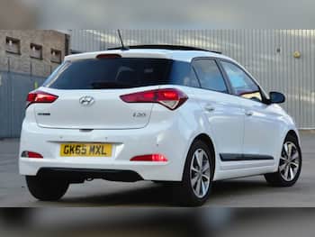 Used Hyundai i20 2015 for sale - 79576784: Photo