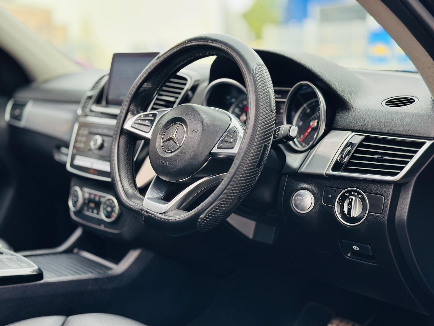 Used Mercedes-Benz GLE 2015 for sale - 76227700: Photo 50