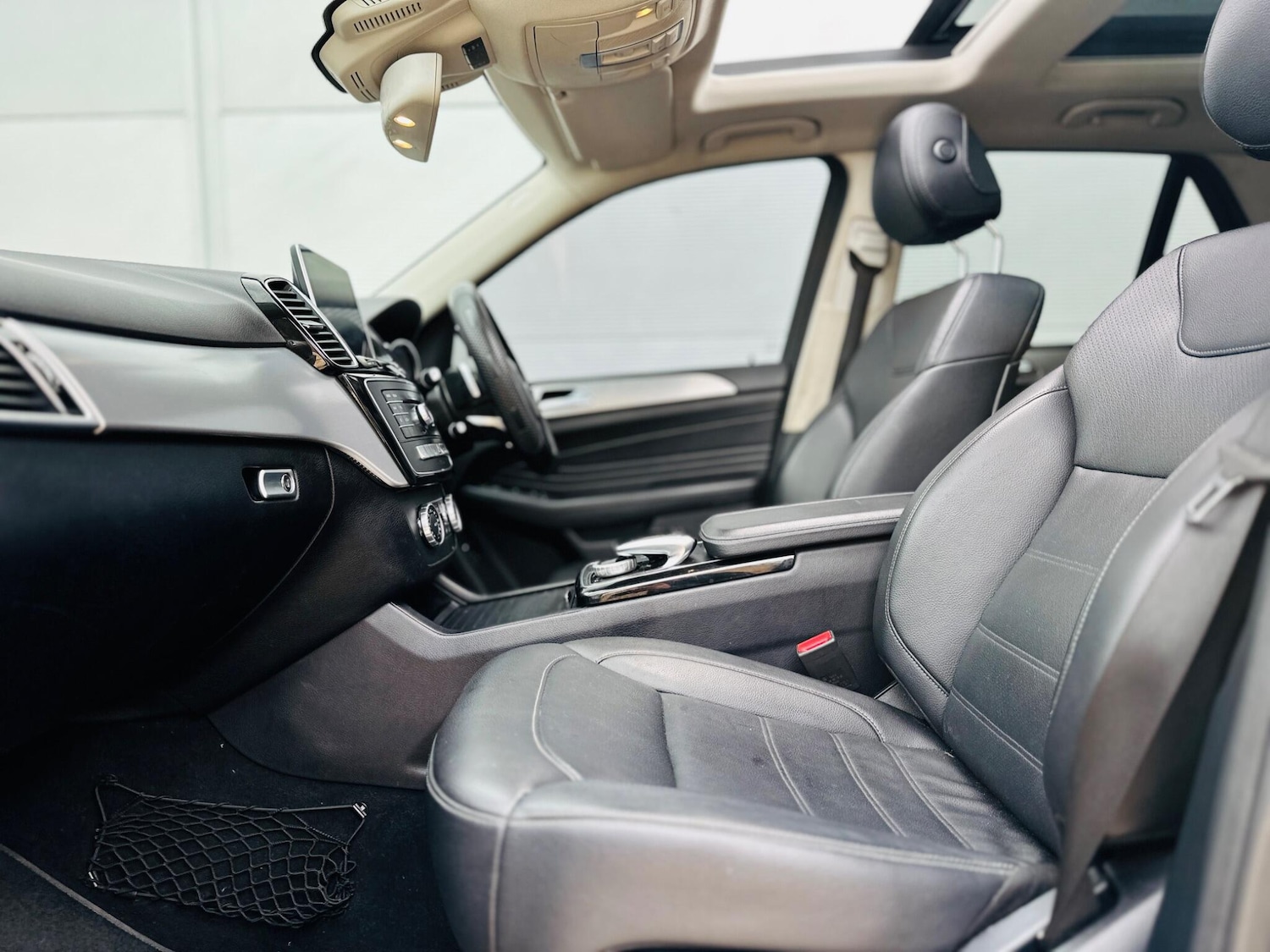 Used Mercedes-Benz GLE 2015 for sale - 76227700: Photo 53