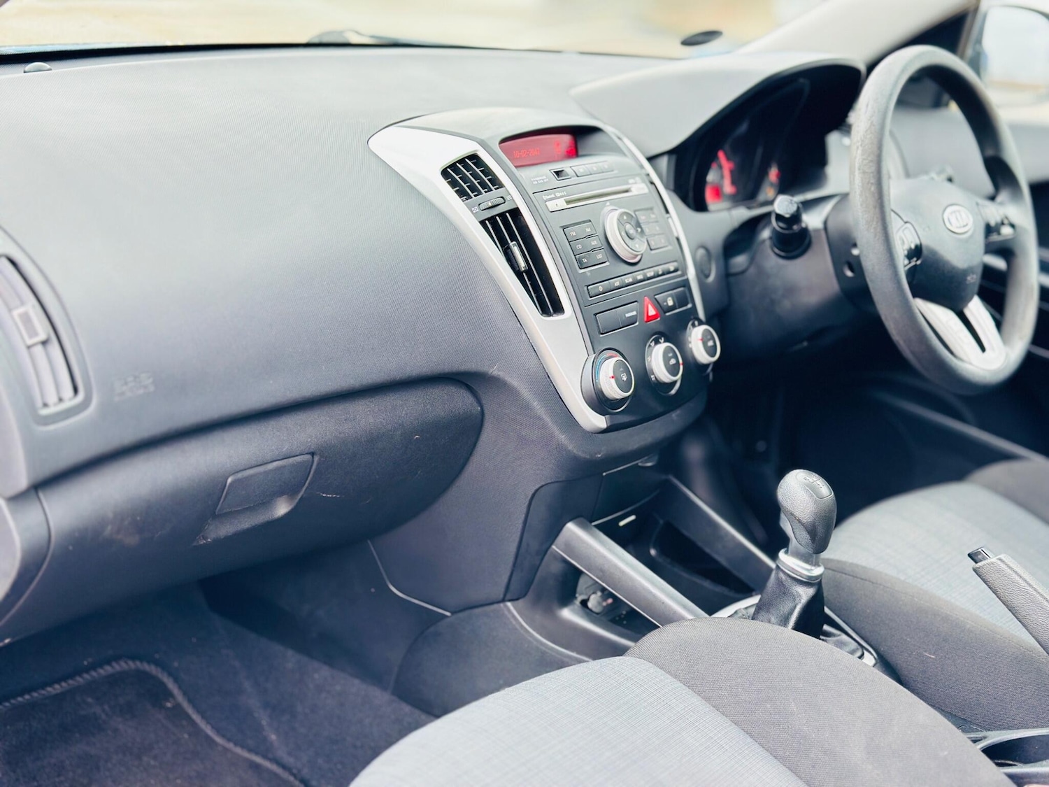 Used Kia Ceed 2010 for sale - 77538288: Photo 24