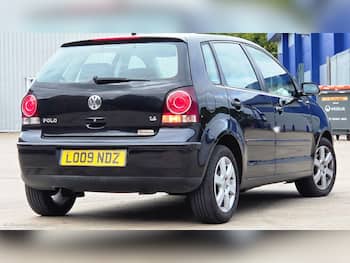 Used Volkswagen Polo 2009 for sale - 79688120: Photo