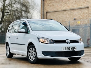 Used Volkswagen Touran 2015 for sale - 77550574: Photo
