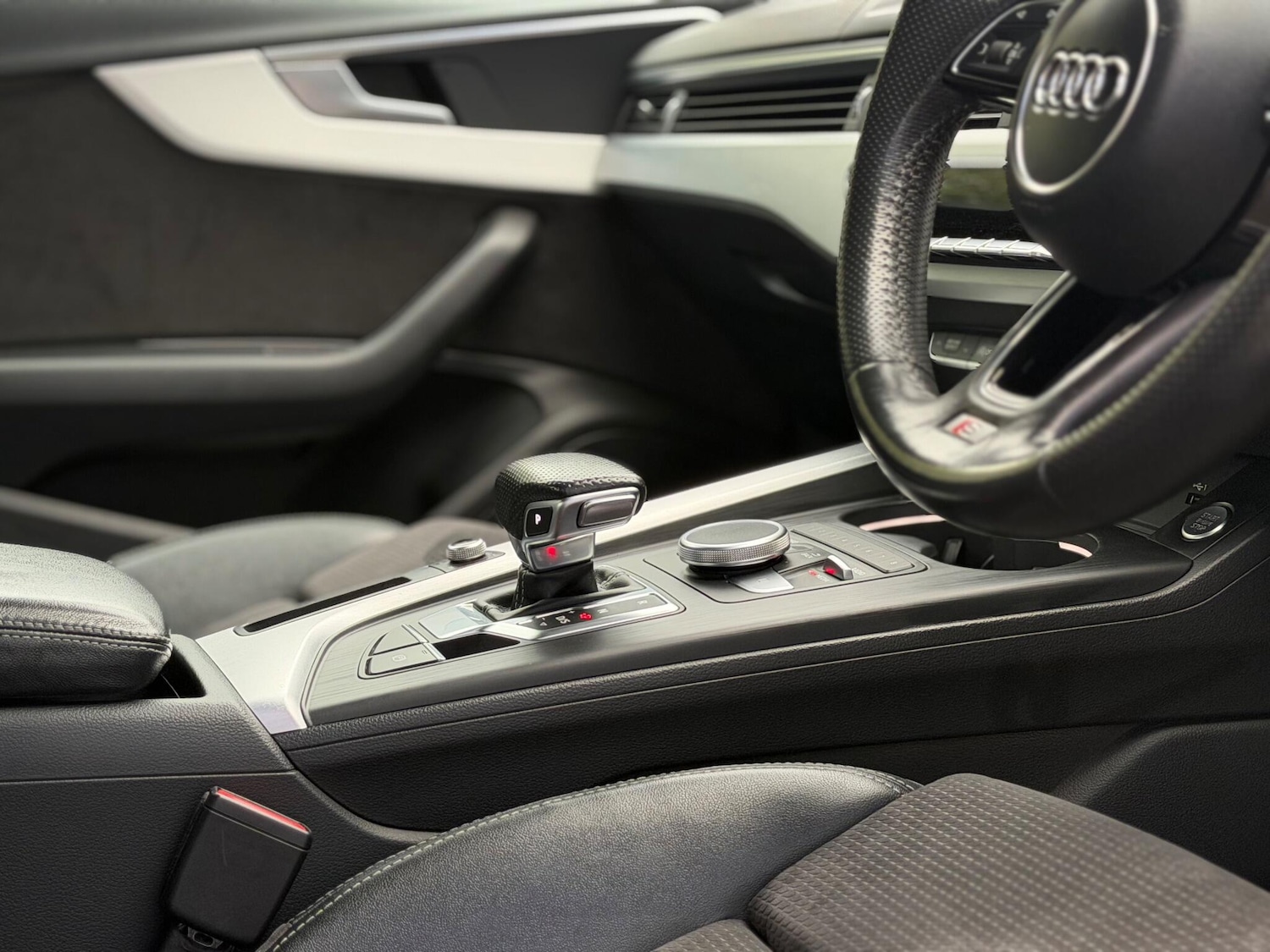 Used Audi A4 2018 for sale - 76152269: Photo 35