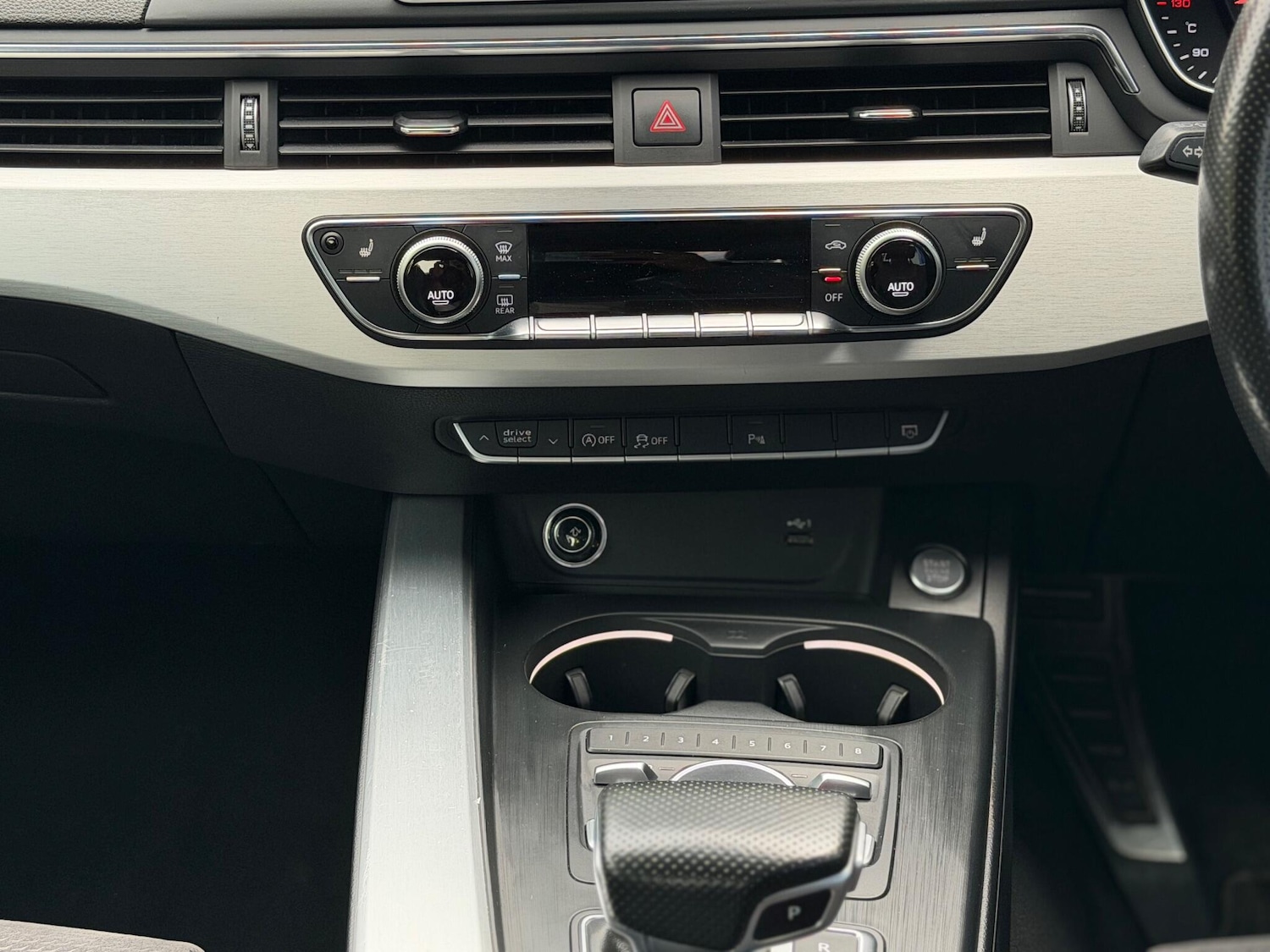 Used Audi A4 2018 for sale - 76152269: Photo 40