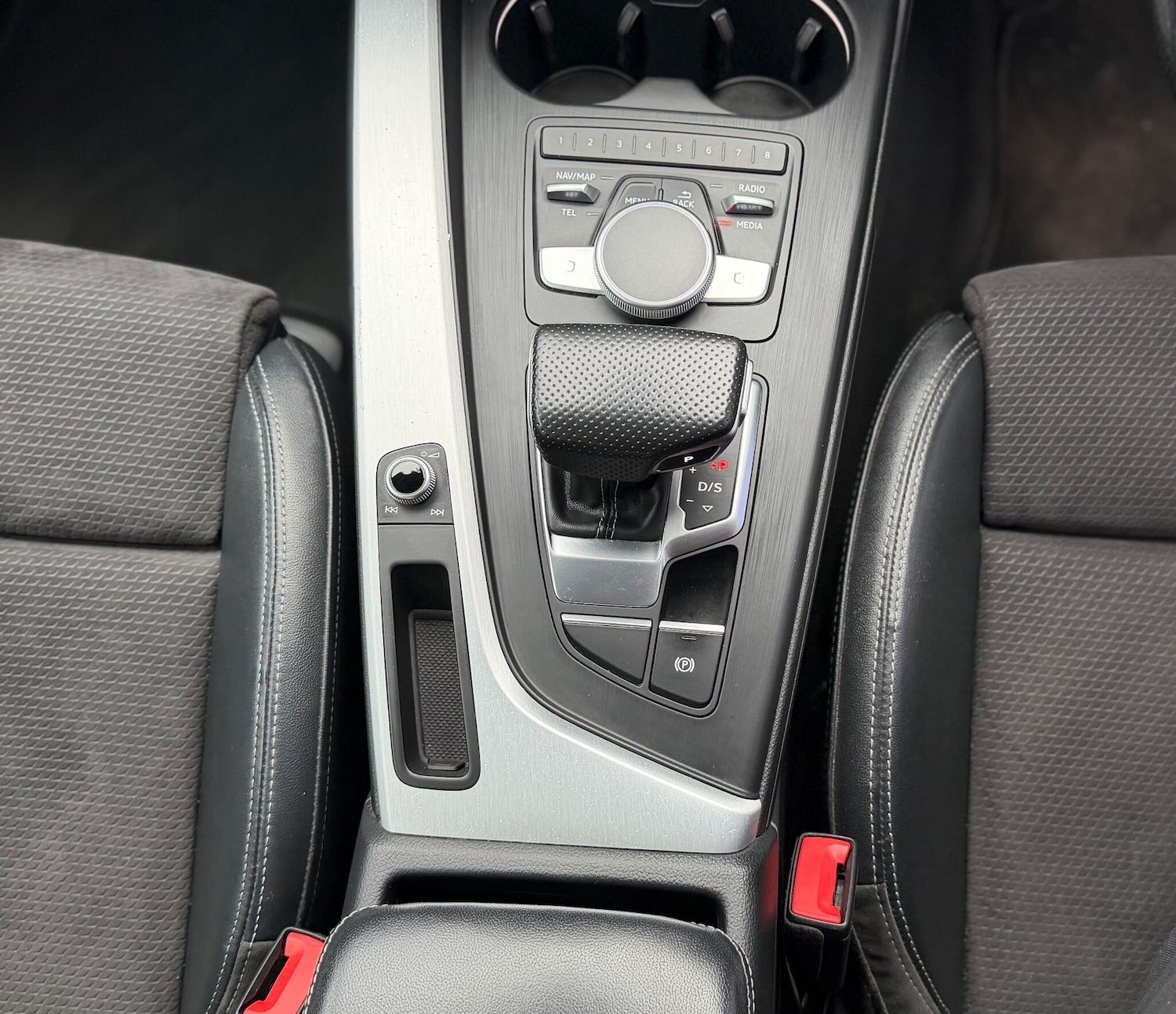 Used Audi A4 2018 for sale - 76152269: Photo 43