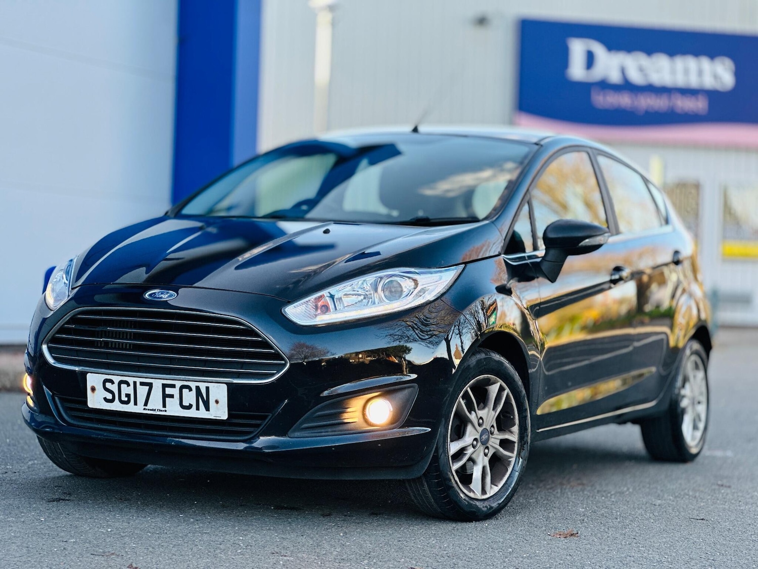 Used Ford Fiesta 2017 for sale - 76612951: Photo 2