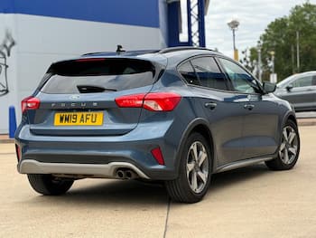Used Ford Focus 2019 for sale - 79780600: Photo