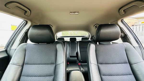 Used Honda Civic 2010 for sale - 76213788: Photo 29