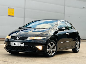 Used Honda Civic 2010 for sale - 76213788: Photo 2