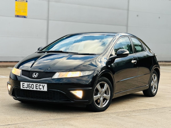 Used Honda Civic 2010 for sale - 76213788: Photo 38