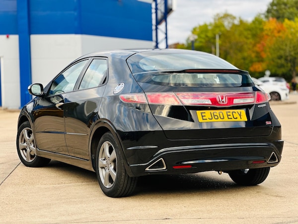 Used Honda Civic 2010 for sale - 76213788: Photo 40