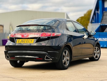 Used Honda Civic 2010 for sale - 76213788: Photo 4