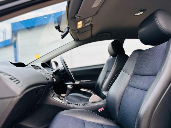 Used Honda Civic 2010 for sale - 76213788: Photo 51