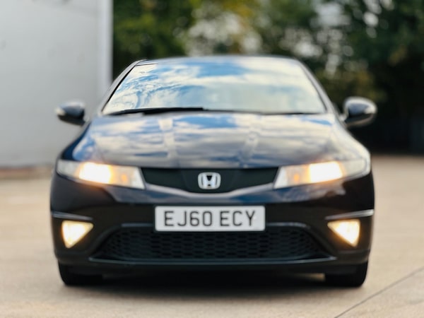 Used Honda Civic 2010 for sale - 76213788: Photo 6