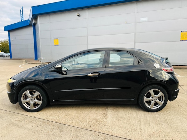 Used Honda Civic 2010 for sale - 76213788: Photo 9
