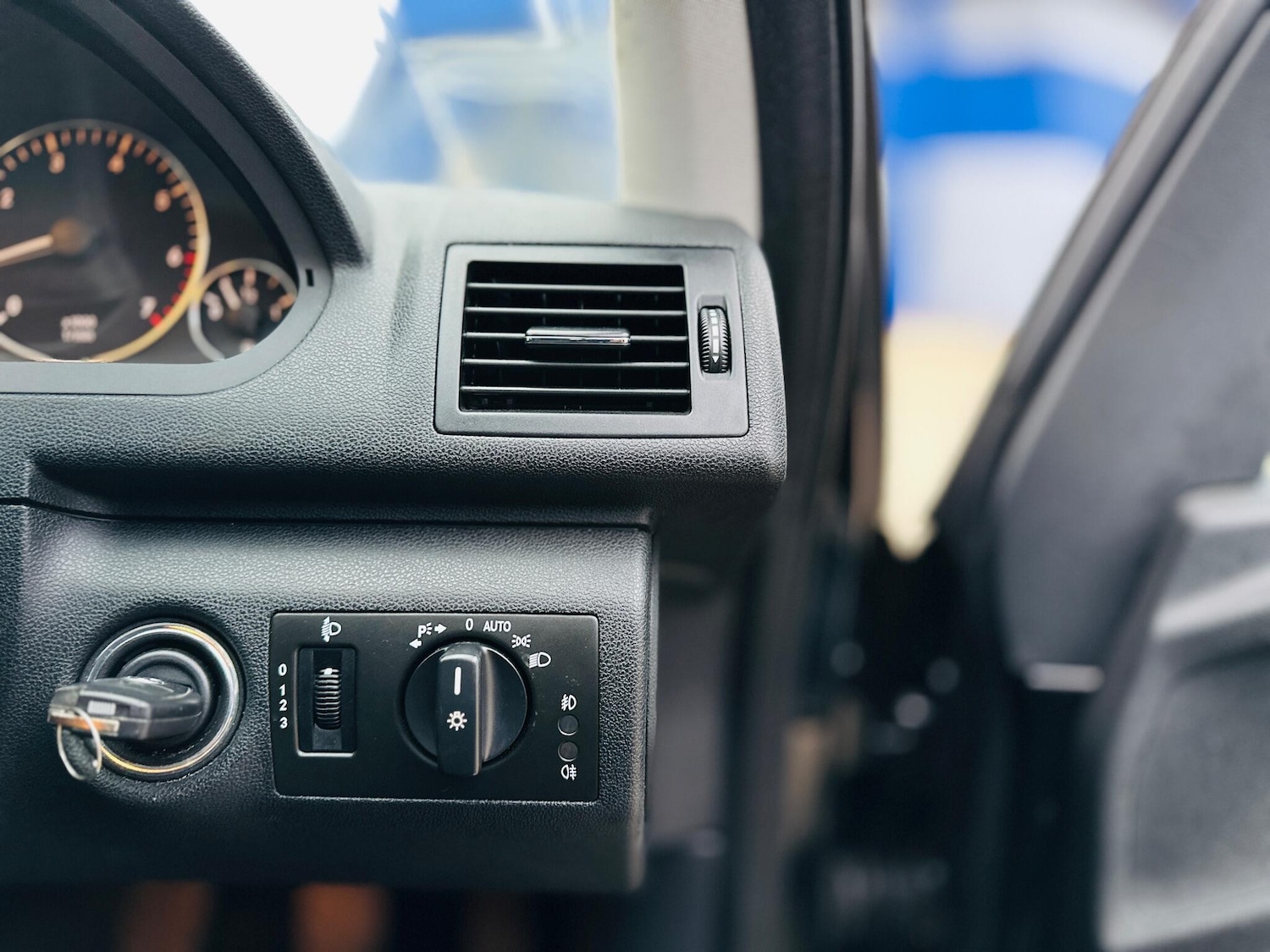 Used Mercedes-Benz A-Class 2012 for sale - 76925968: Photo 16