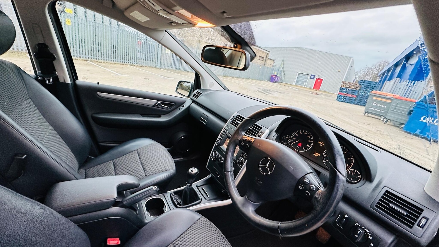 Used Mercedes-Benz A-Class 2012 for sale - 76925968: Photo 24