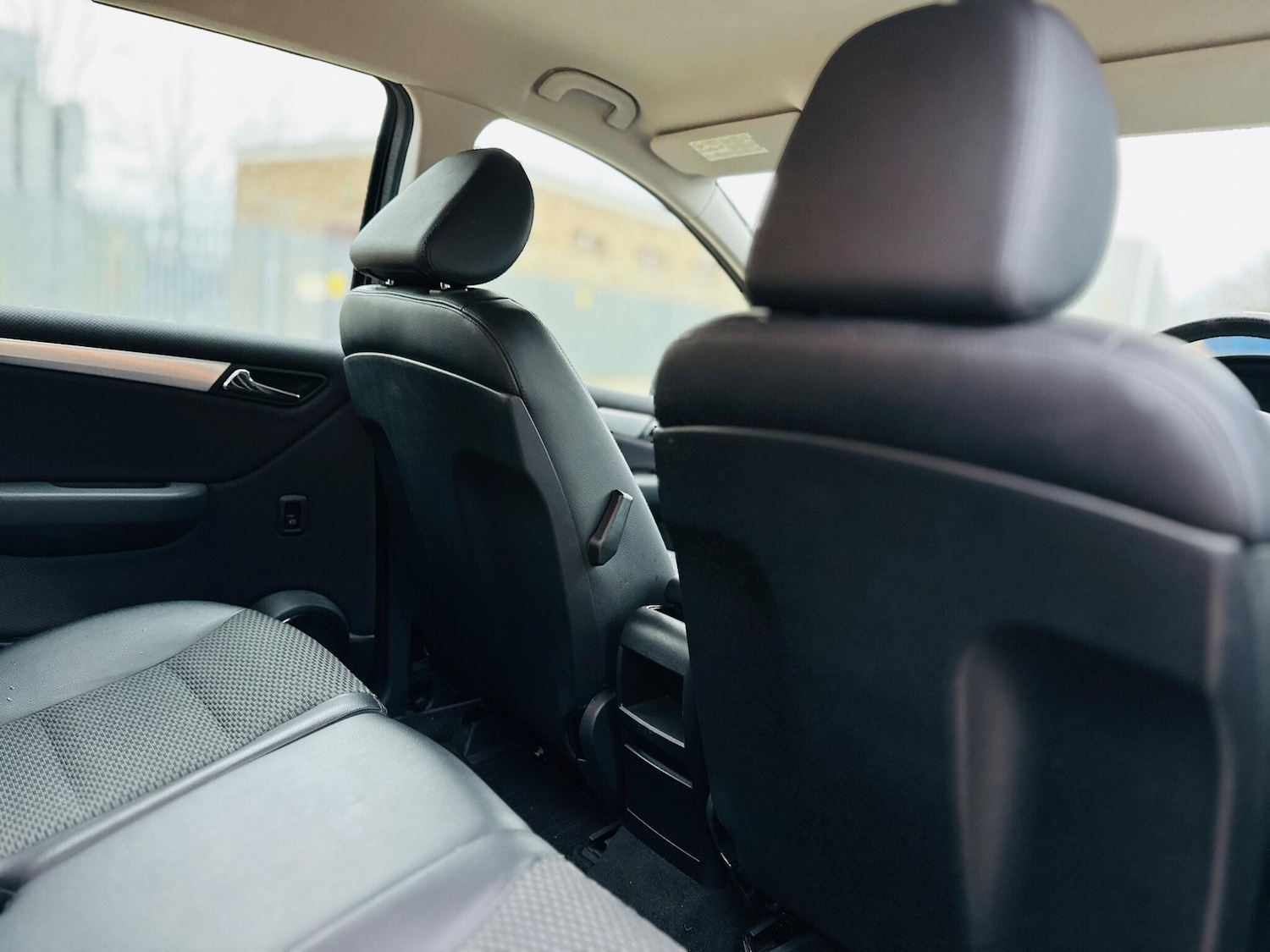 Used Mercedes-Benz A-Class 2012 for sale - 76925968: Photo 31