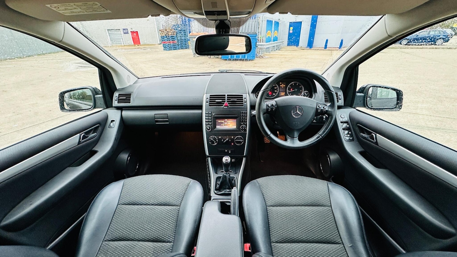 Used Mercedes-Benz A-Class 2012 for sale - 76925968: Photo 36