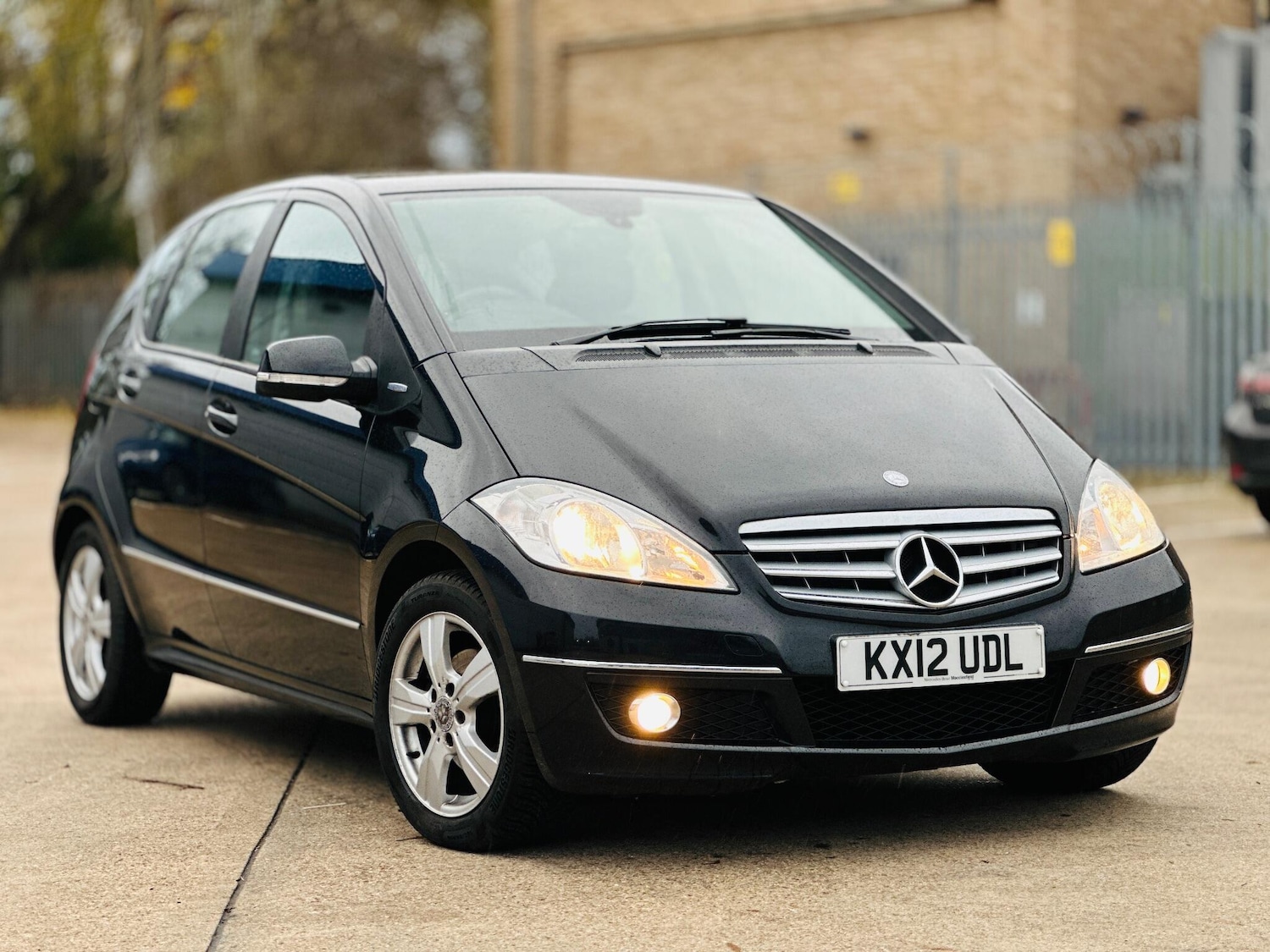 Used Mercedes-Benz A-Class 2012 for sale - 76925968: Photo 37