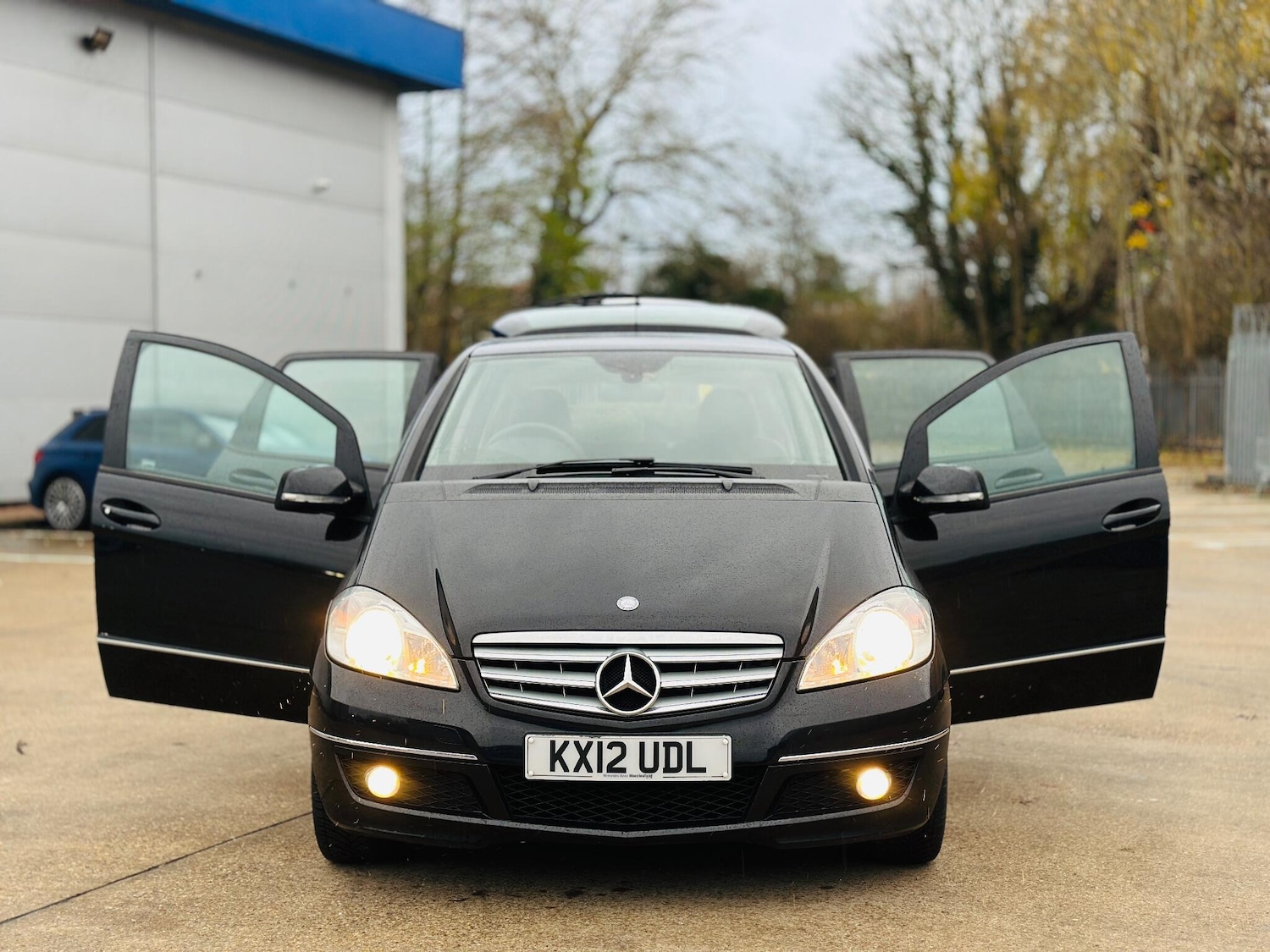 Used Mercedes-Benz A-Class 2012 for sale - 76925968: Photo 45