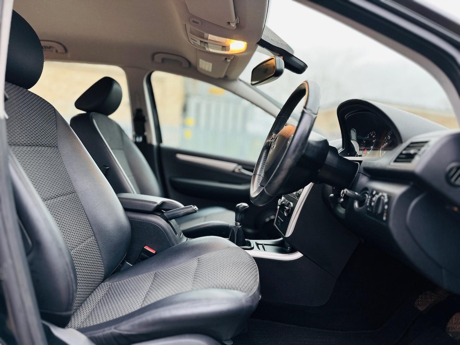 Used Mercedes-Benz A-Class 2012 for sale - 76925968: Photo 48