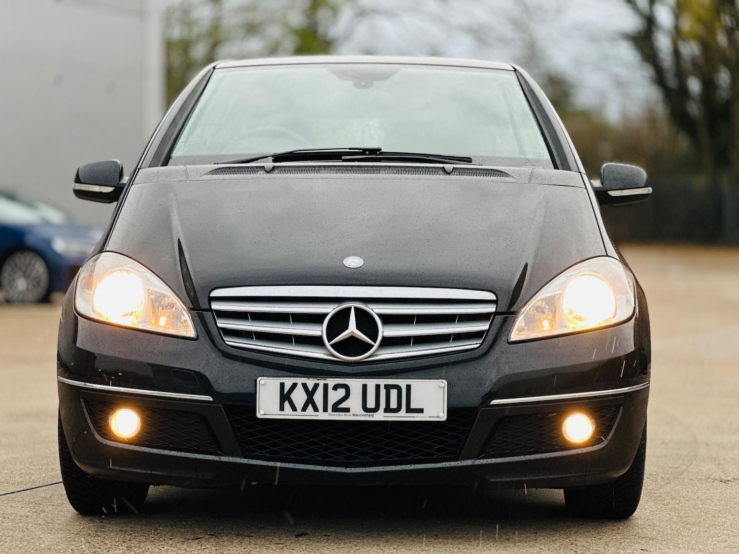 Used Mercedes-Benz A-Class 2012 for sale - 76925968: Photo 6