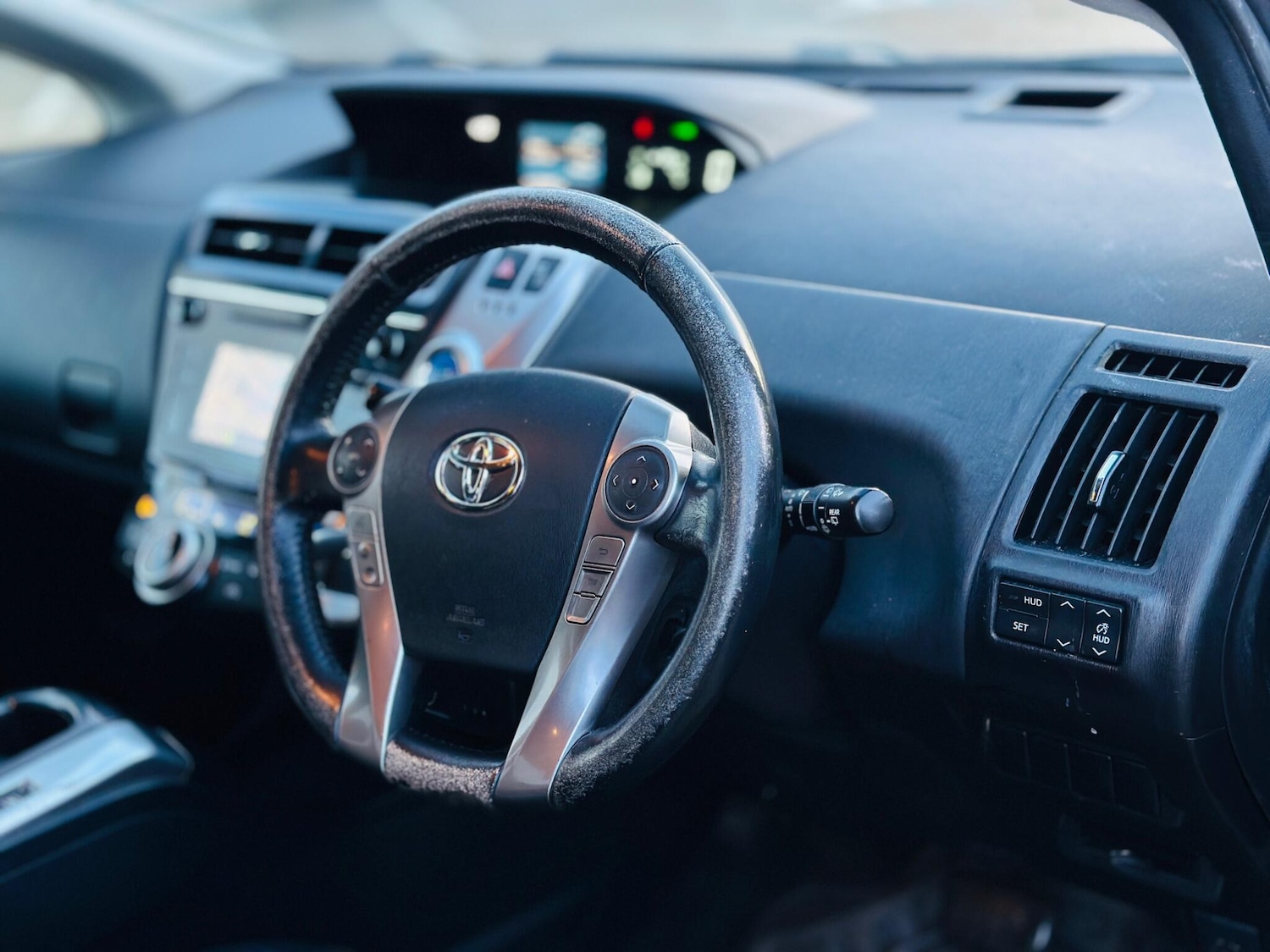 Used Toyota Prius+ 2015 for sale - 77237591: Photo 22