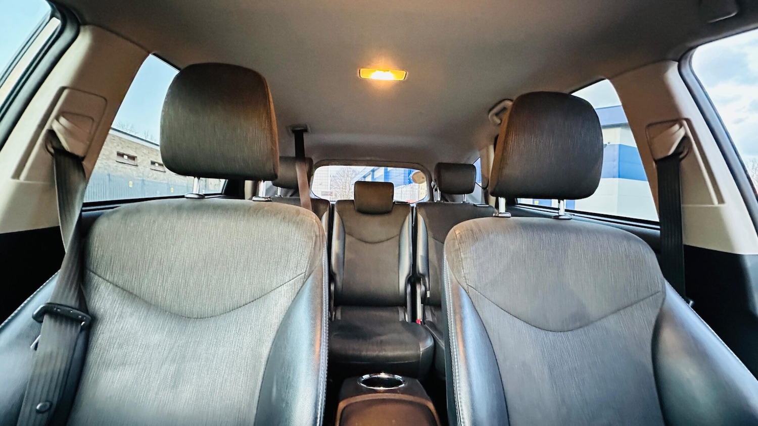 Used Toyota Prius+ 2015 for sale - 77237591: Photo 29