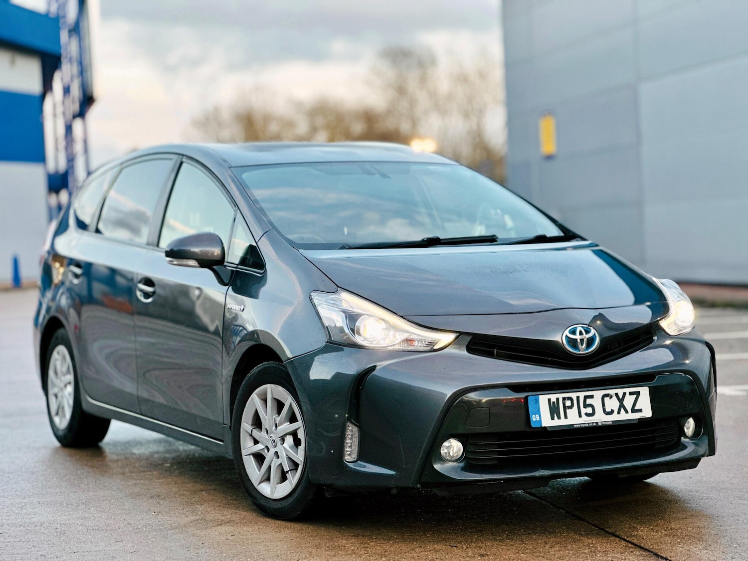 Used Toyota Prius+ 2015 for sale - 77237591: Photo 40