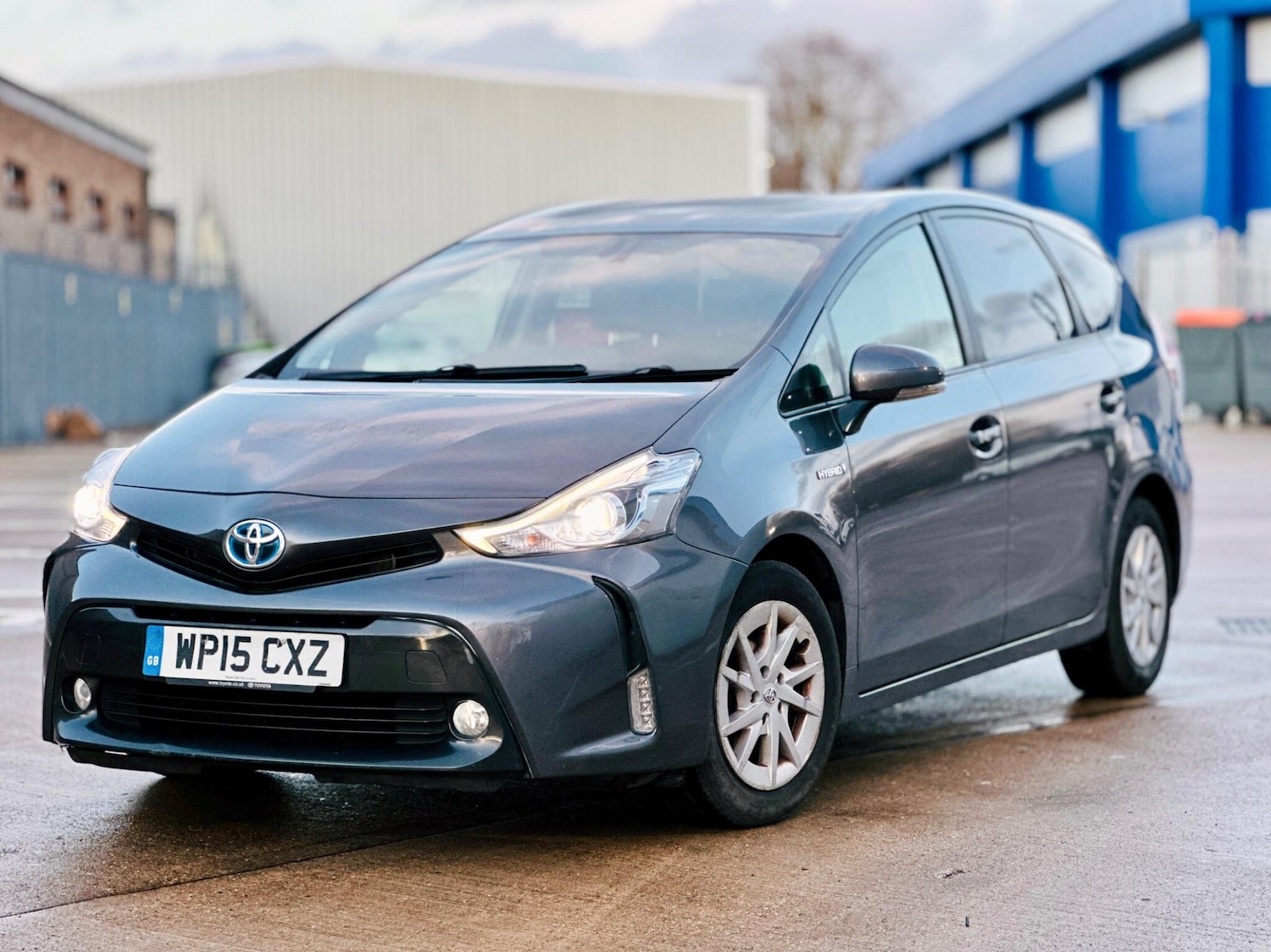 Used Toyota Prius+ 2015 for sale - 77237591: Photo 41