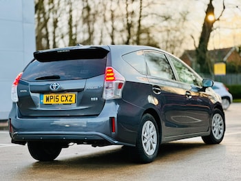 Used Toyota Prius+ 2015 for sale - 77237591: Photo