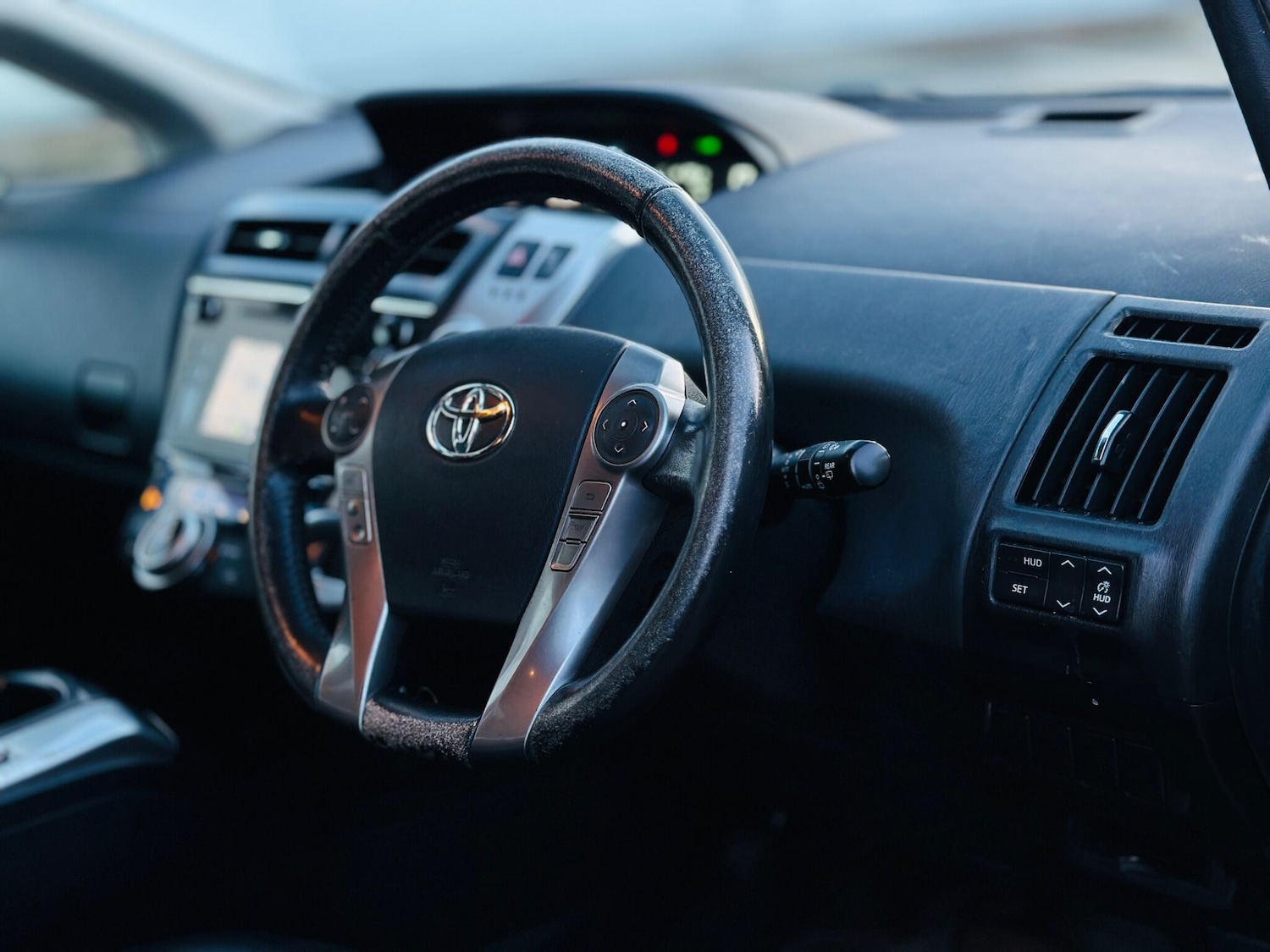 Used Toyota Prius+ 2015 for sale - 77237591: Photo 50