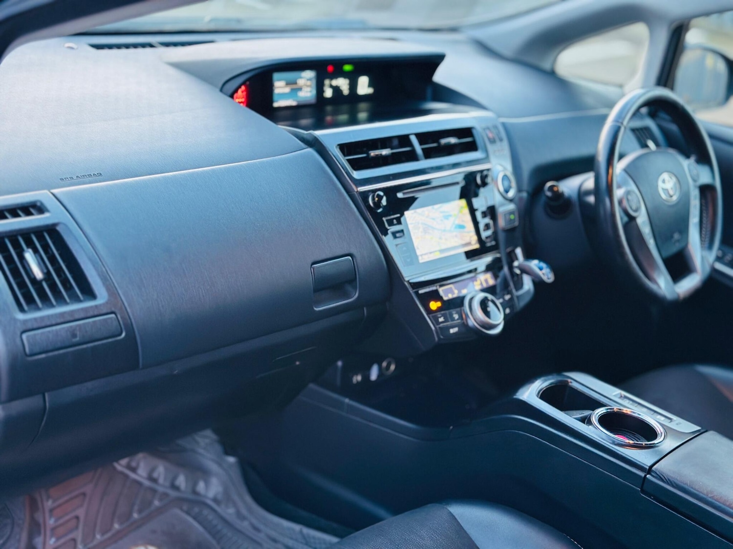 Used Toyota Prius+ 2015 for sale - 77237591: Photo 52