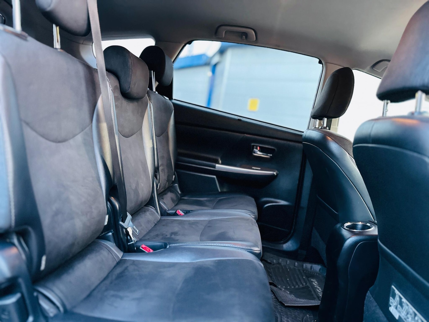 Used Toyota Prius+ 2015 for sale - 77237591: Photo 56