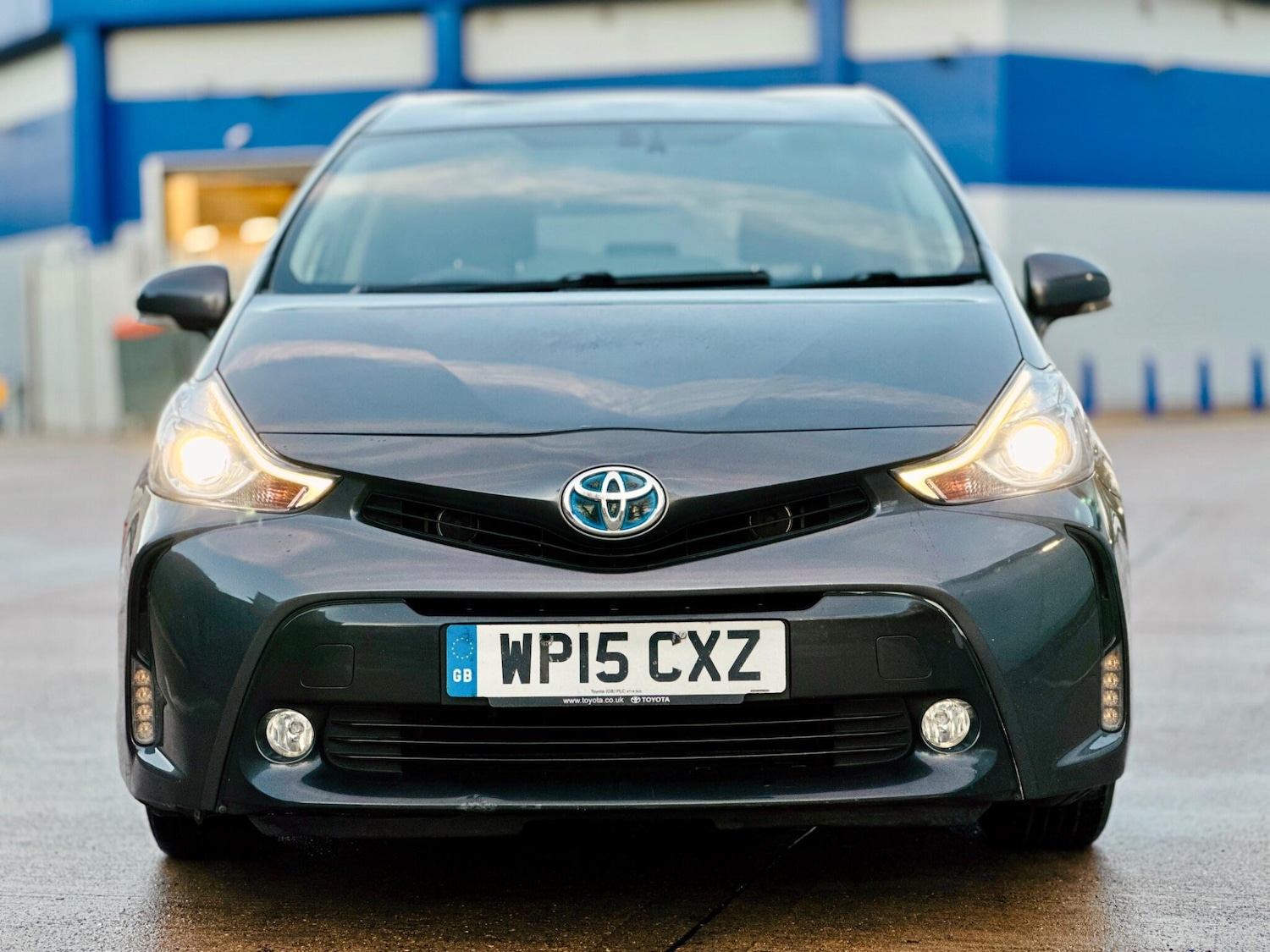 Used Toyota Prius+ 2015 for sale - 77237591: Photo 6